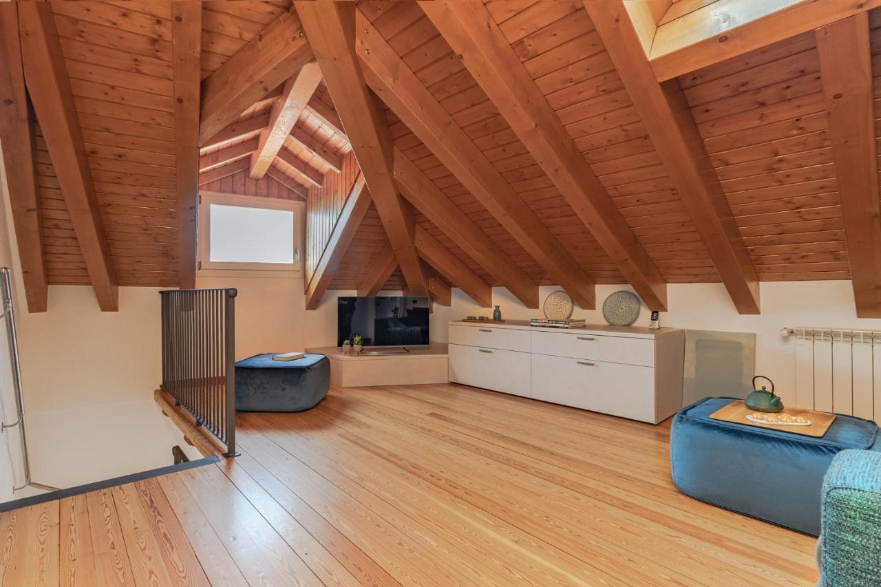 Casa Del Borgo "Aria & Acqua" Sul Lago Maggiore Maccagno Exterior foto
