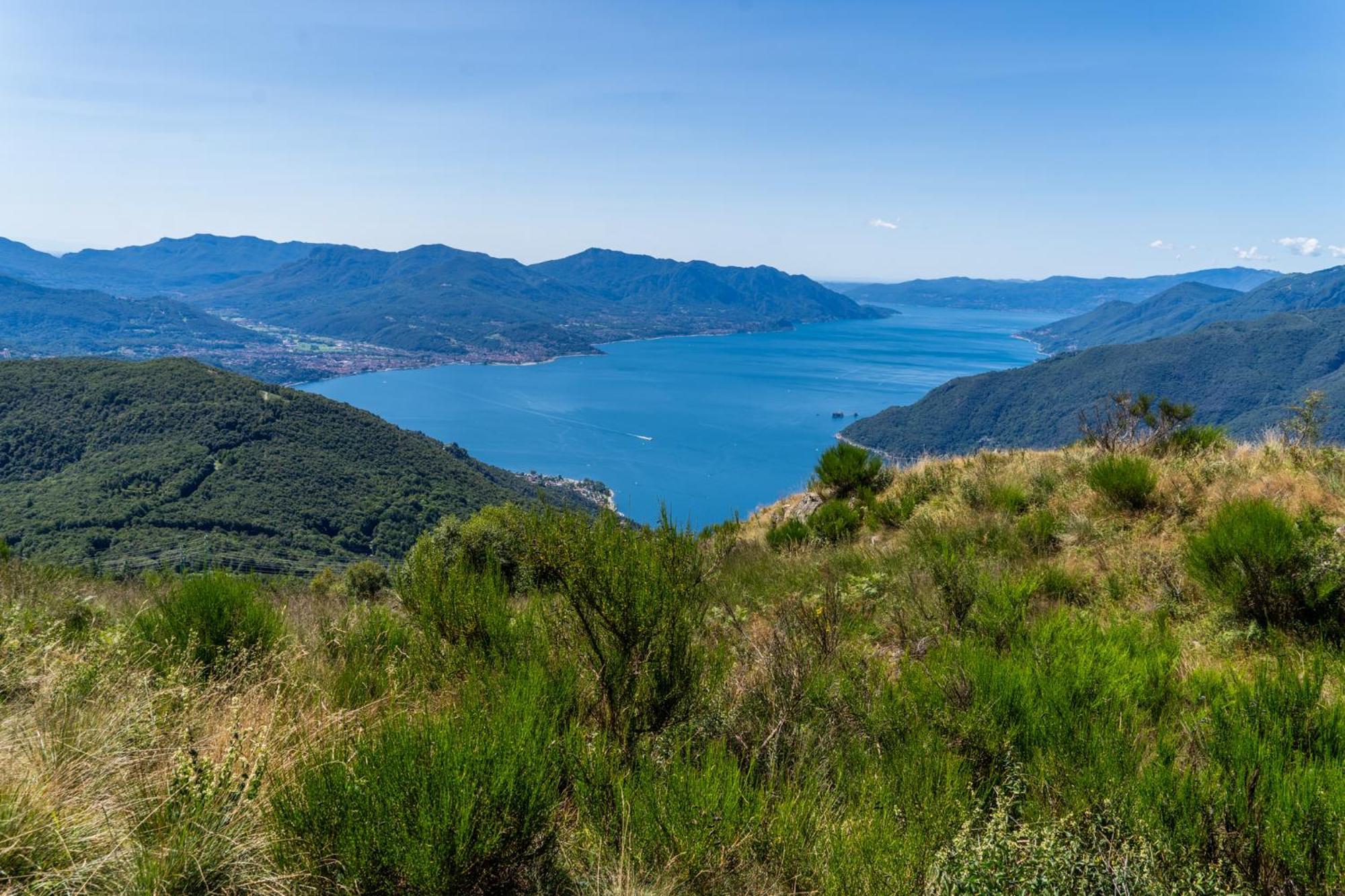 Casa Del Borgo "Aria & Acqua" Sul Lago Maggiore Maccagno Exterior foto